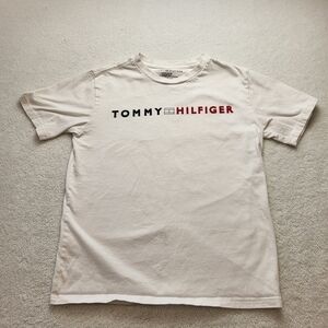 Tommy Hilfiger Classic White Logo Tee Shirt Youth Size Large or Size 16/18